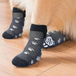 Daka Chaussettes Antidérapantes Pour Chiens 2 Paires Soft Adjustable Paw Protection Dog Grip Chaussettes Avec Sangle De Contrôle De Traction 6 Daka Chaussettes Antidérapantes Pour Chiens 2 Paires Soft Adjustable Paw Protection Dog Grip Chaussettes Avec Sangle De Contrôle De Traction -Pet Soin 700136328 max